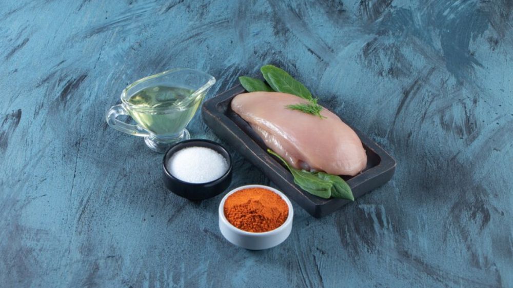 Курица для бутербродов: простой и вкусный рецепт Курица для бутербродов: простой и вкусный рецепт
