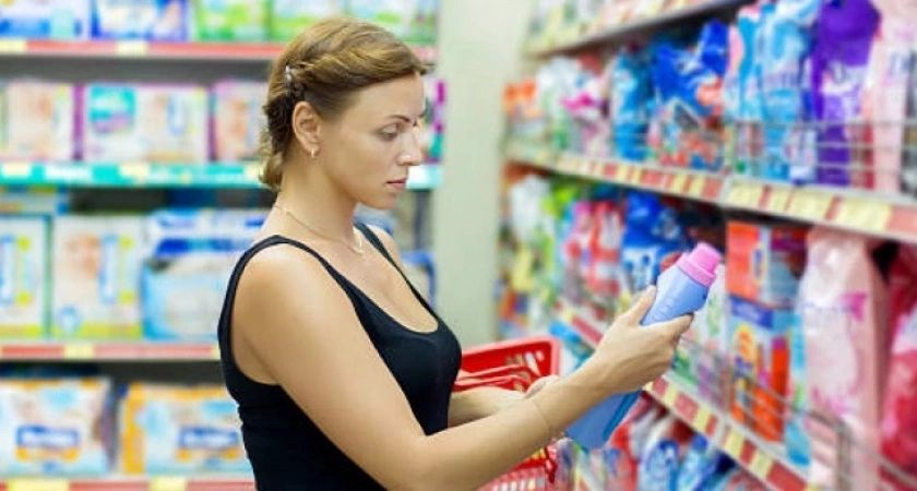 Лучшие стиральные порошки для сохранения яркости цветных вещей Лучшие стиральные порошки для сохранения яркости цветных вещей