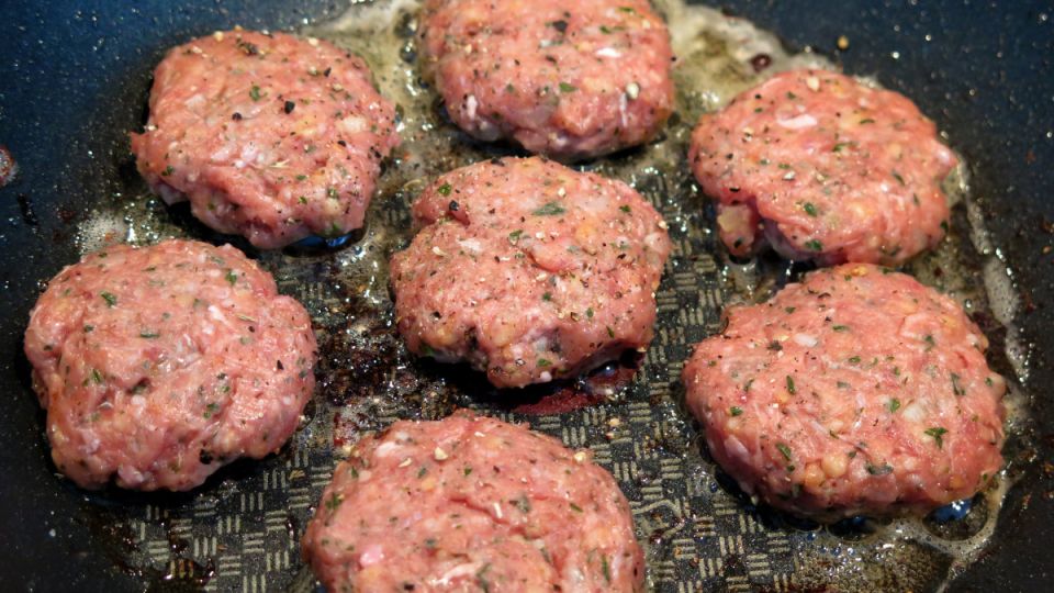 Как превратить обычные котлеты в кулинарное открытие Как превратить обычные котлеты в кулинарное открытие