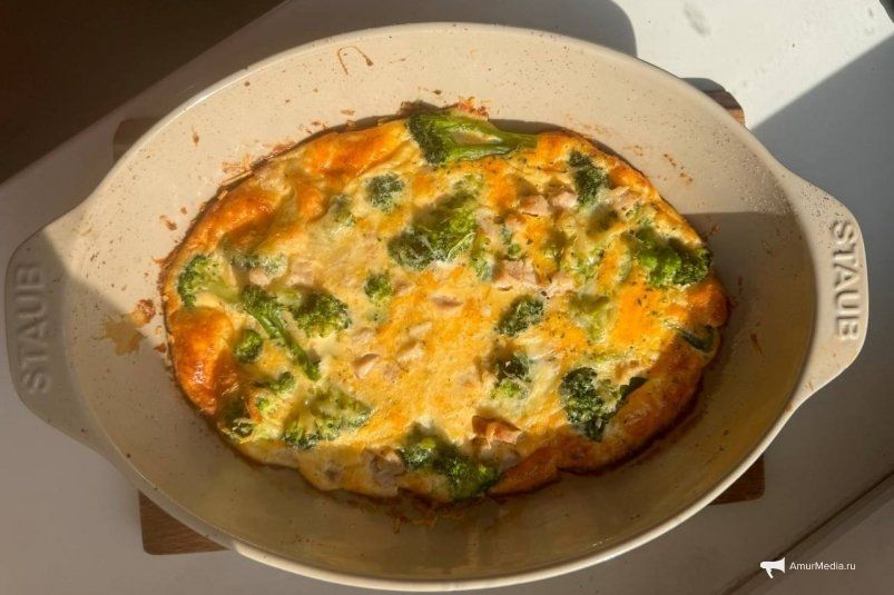 Запеканка с курицей и брокколи: уютный семейный ужин Запеканка с курицей и брокколи: уютный семейный ужин