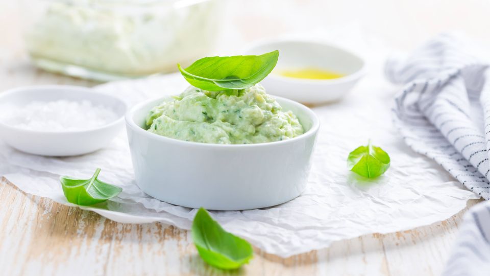 Откройте новый вкус любимых блюд с соусом из сметаны и кефира Откройте новый вкус любимых блюд с соусом из сметаны и кефира