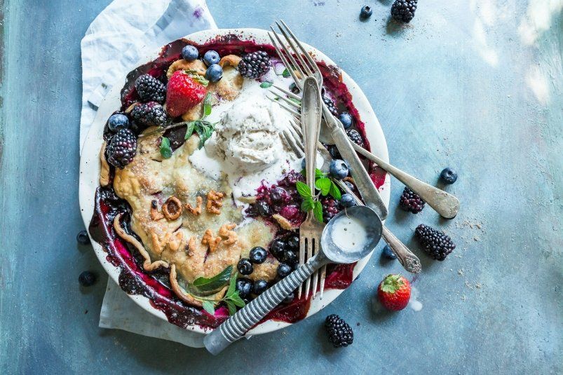 Быстро и вкусно: пирог на кефире, который станет вашим спасением
