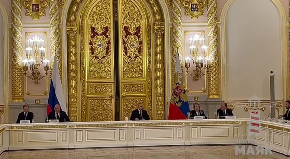 Путин начал Совет по стратегическому развитию и нацпроектам