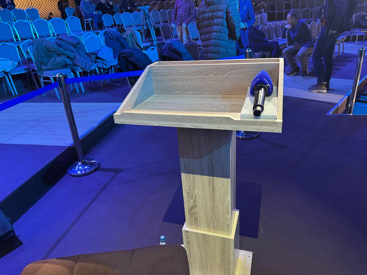 Песков заранее оценил свою «жердочку» на «Прямой линии» Песков заранее оценил свою «жердочку» на «Прямой линии»